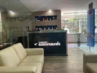 essensuals-hairdressing-by-toni-and-guy-west-mambalam-chennai-beauty-parlours-udwuzhvu10-1