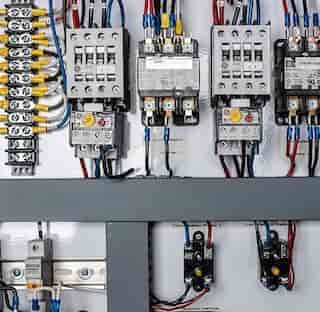 commercial-electrical-contractors-044pxx44.xx44.220809112741.p5j9-xry4gzi-1